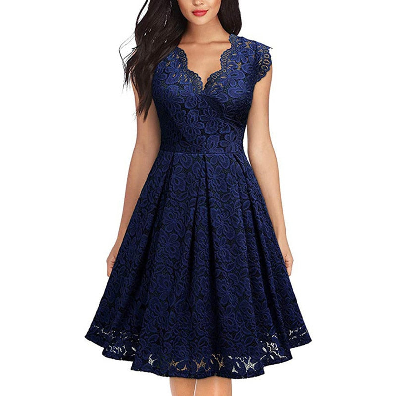 Guest Dressed-Lace Knee-Length Dress