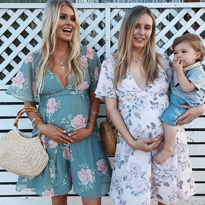 Guest Dressed-Floral Maternity Sundress